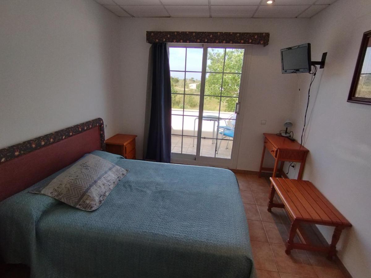 Hostal Restaurant Paca Ріумар Екстер'єр фото