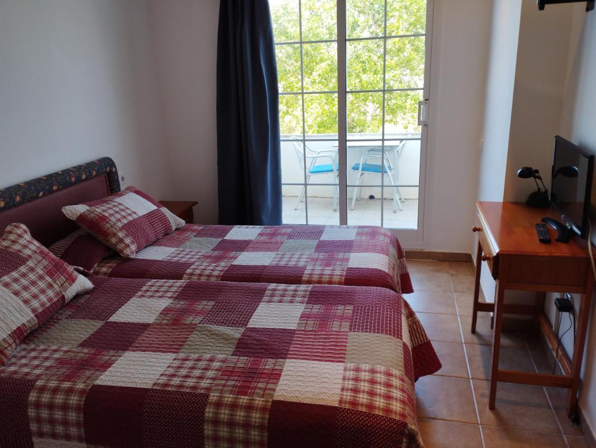 Hostal Restaurant Paca Ріумар Екстер'єр фото