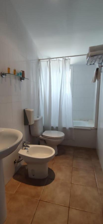 Hostal Restaurant Paca Ріумар Екстер'єр фото